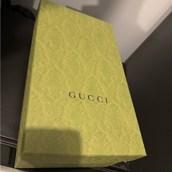 Worn it twice only. Original receipt available as well - Picture 10 of 10